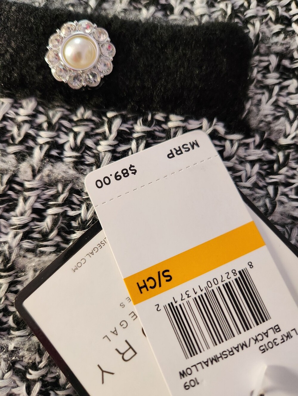 Laundry Sweaters - Picture 6 of 6